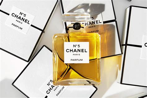 the secret of chanel no 5|Chanel number 5 sample.